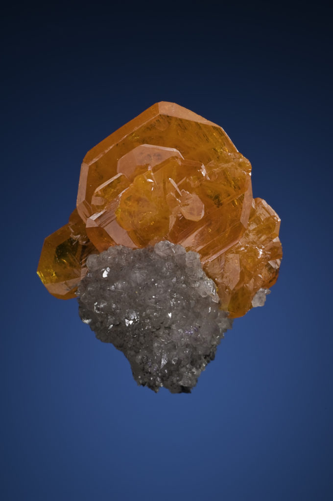 Wulfeniteonquartz.RedCloudMine.Scovil2011-04-0081