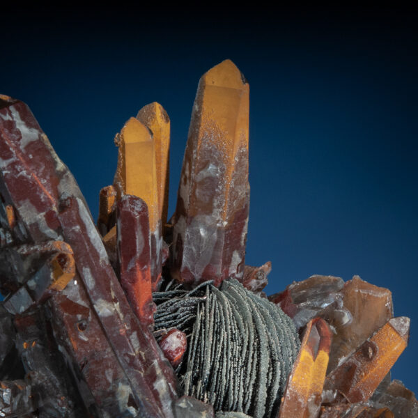 Hematite, Quartz - Image 3